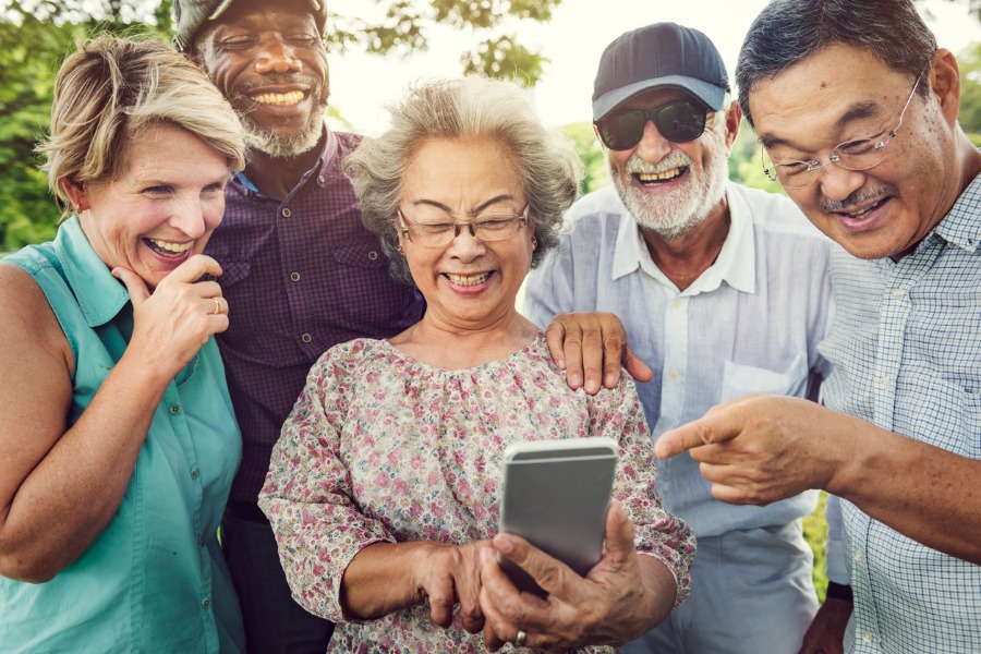 Tech Safety Tips for Seniors 